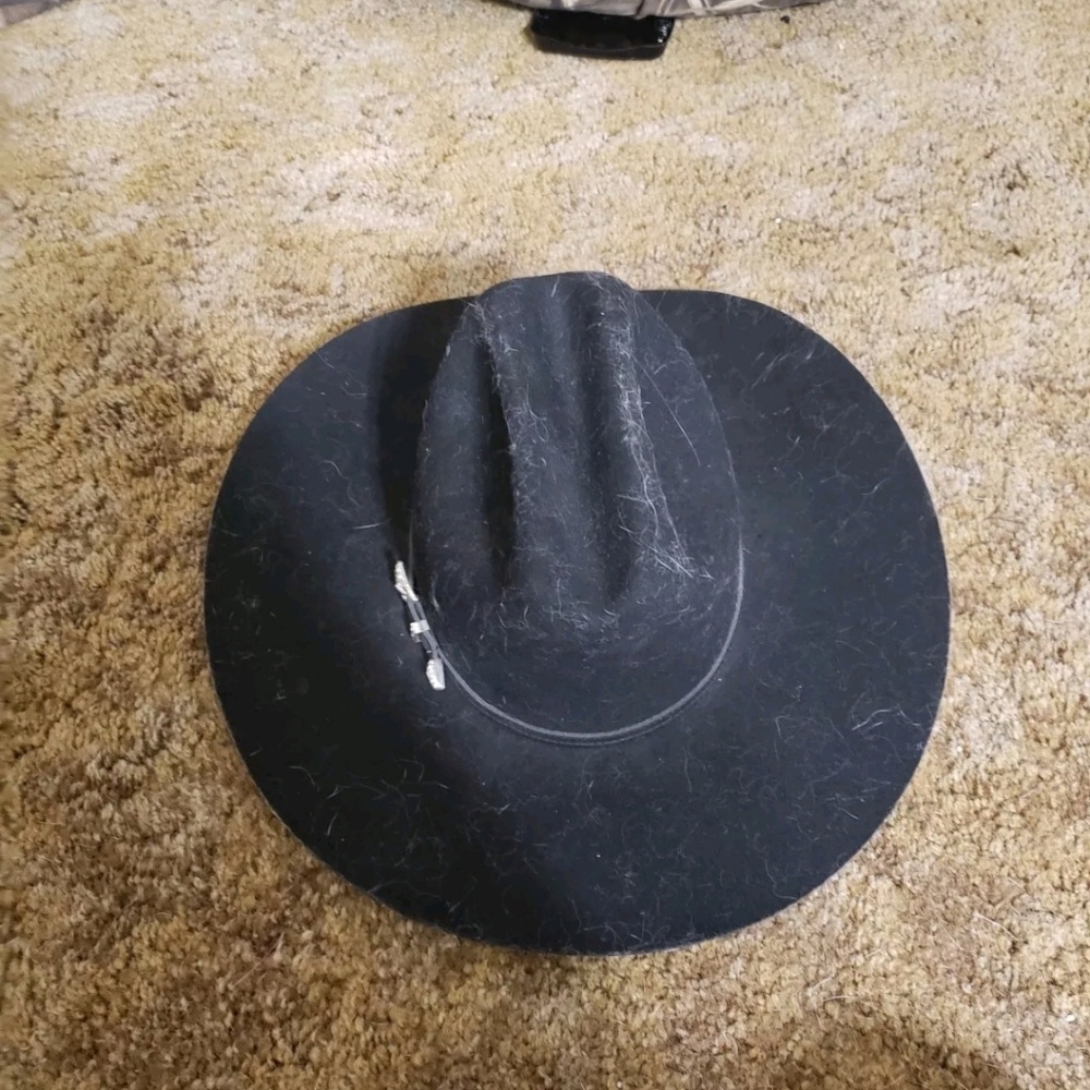 Black Felt Cowboy Hat
